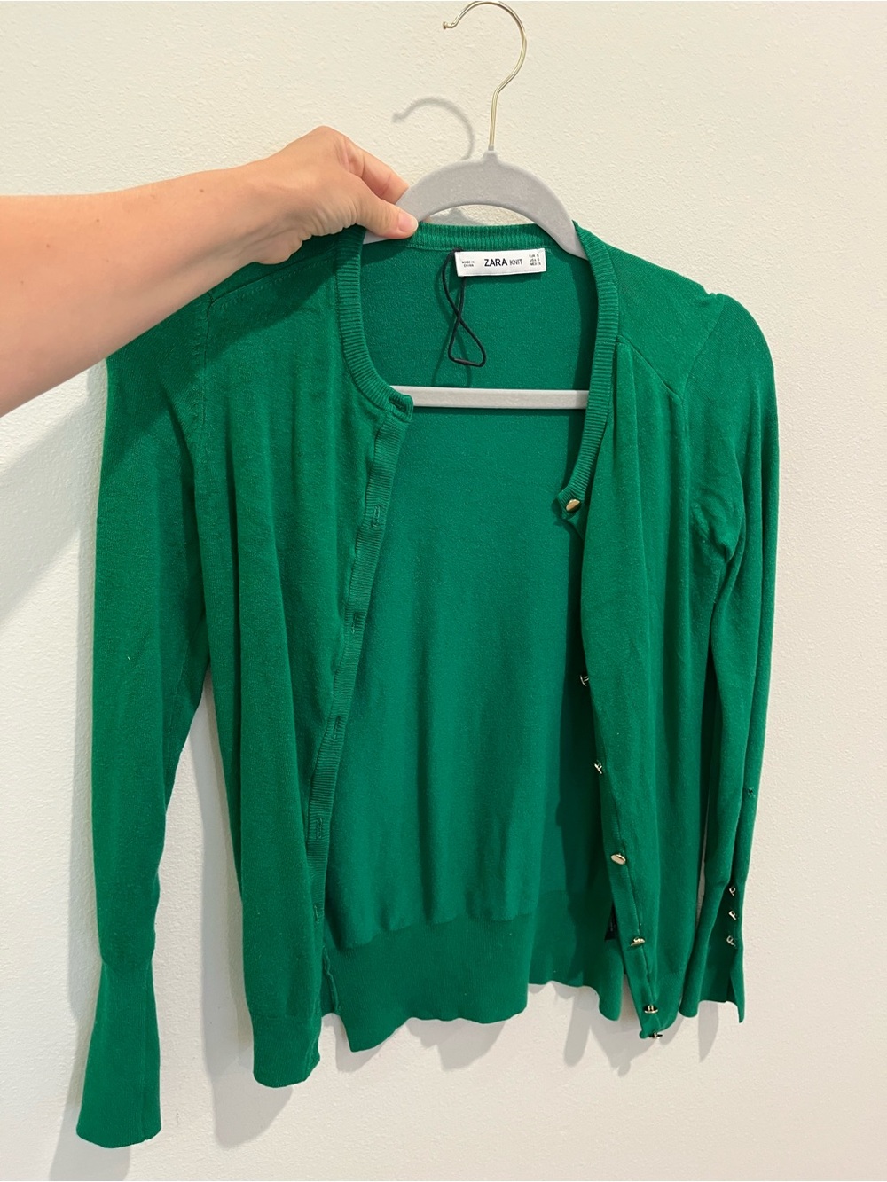 ZARA Green Women's Button-Front Cardigan Sweater. New